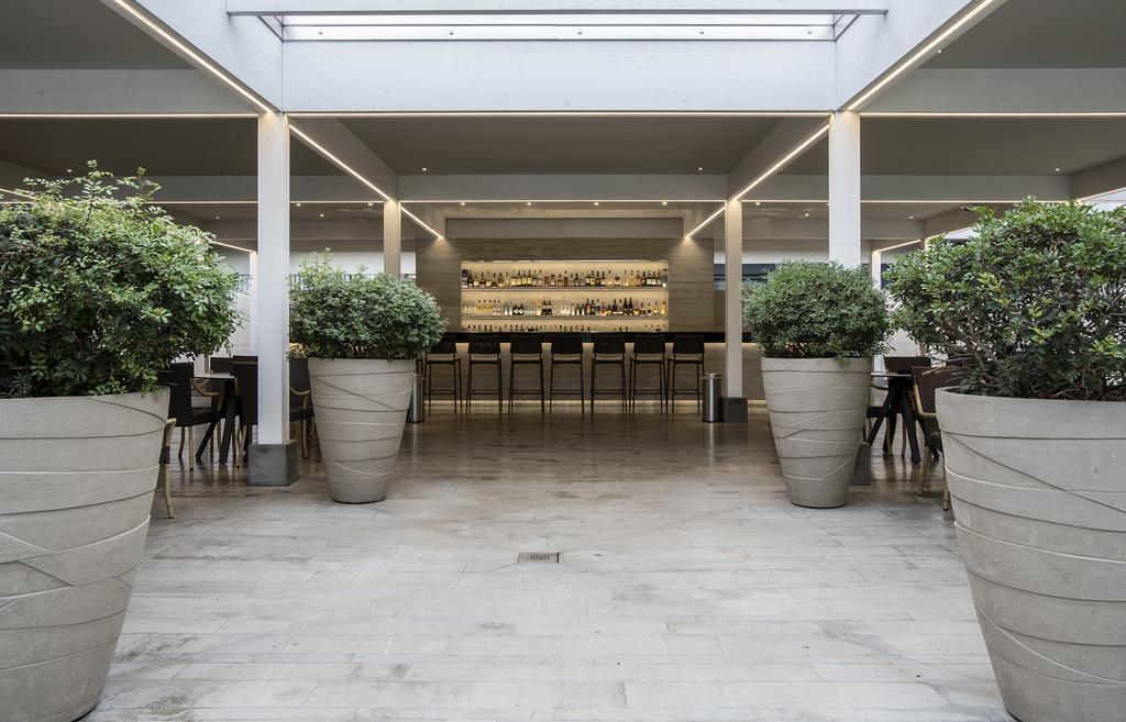 Ergife Palace Hotel Rome Exterior photo