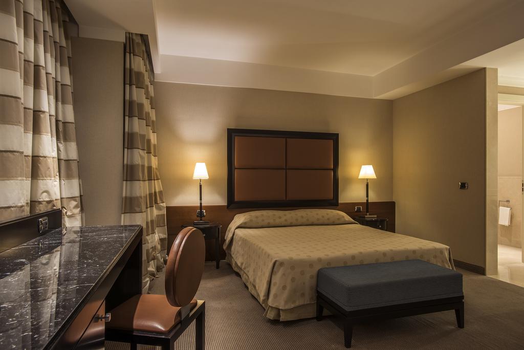 Ergife Palace Hotel Rome Exterior photo